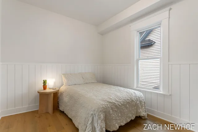 $374,900 | 430 Washington Avenue, Holland, MI 49423