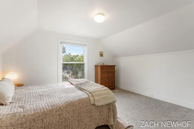 $374,900 | 430 Washington Avenue, Holland, MI 49423