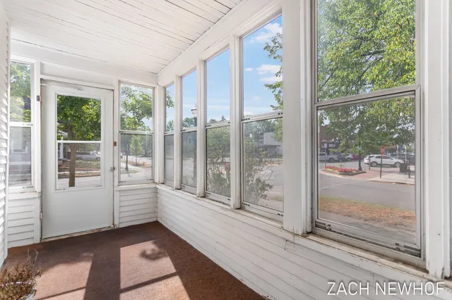 $374,900 | 430 Washington Avenue, Holland, MI 49423
