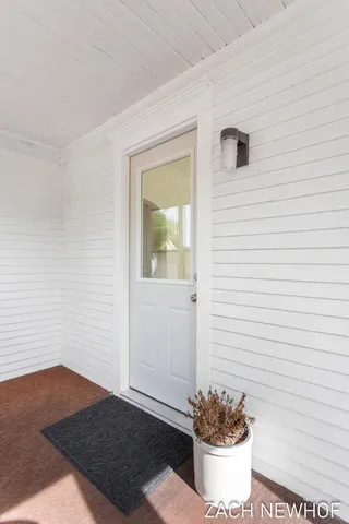 $374,900 | 430 Washington Avenue, Holland, MI 49423