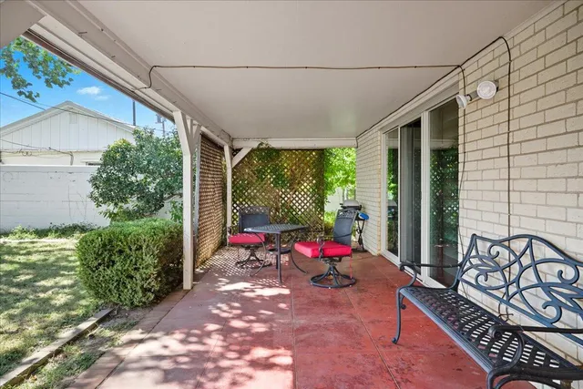 $294,900 | 1911 33rd Street, Lubbock, TX 79411