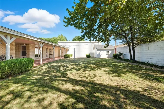 $294,900 | 1911 33rd Street, Lubbock, TX 79411