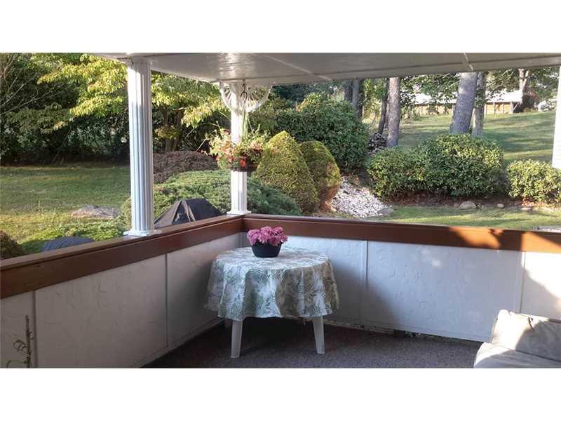 405 Middlesex Road McKeesport, PA 15135 - Photo 22 of 25 Patio/Deck.