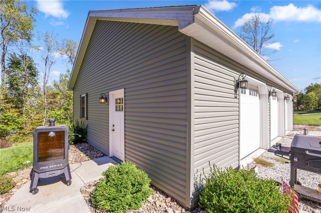 62063 Savage Road Cambridge, OH 43725 - Photo 45 of 50