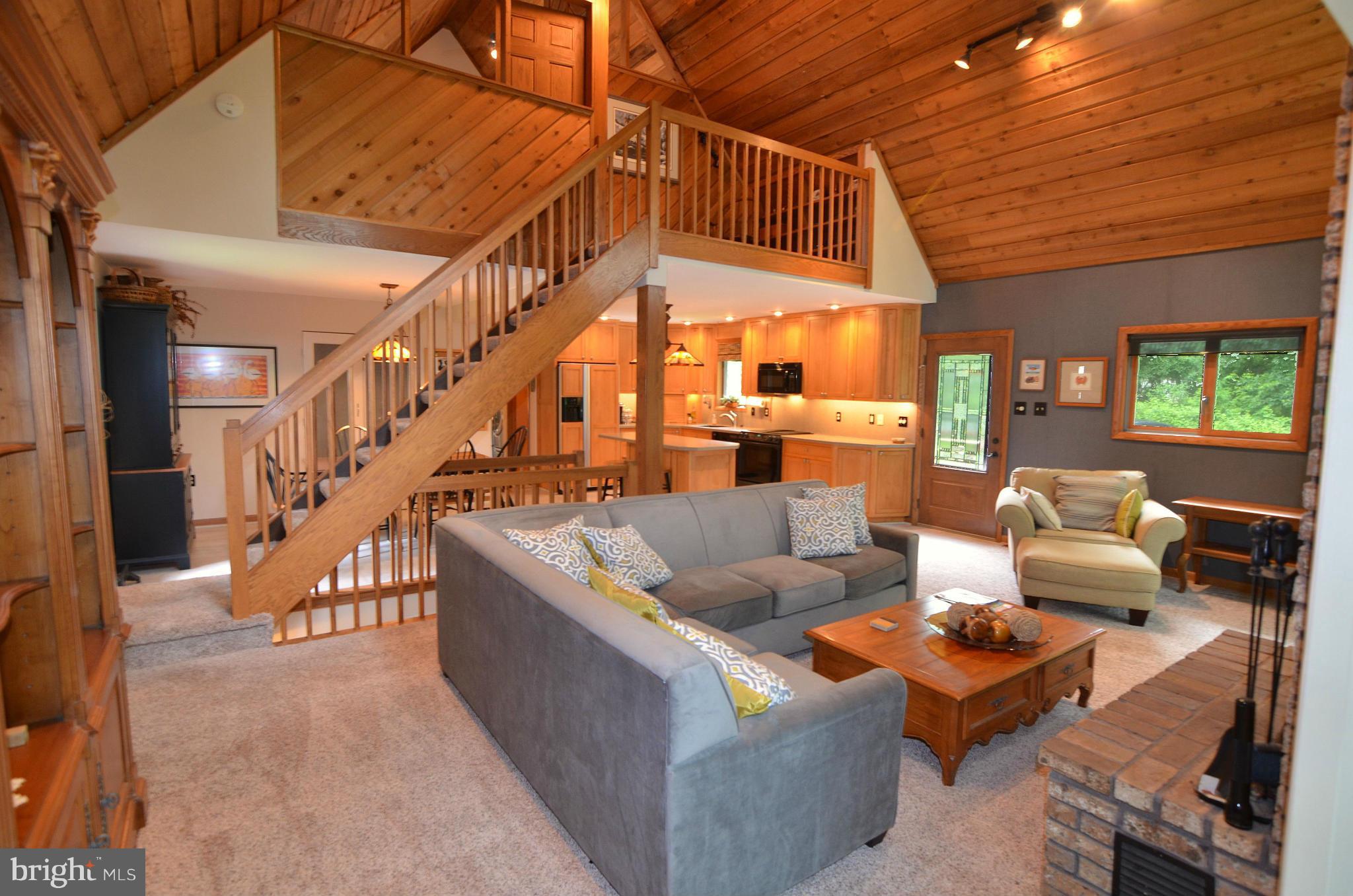 314 Long Point Road Crownsville, MD 21032 - Photo 3 of 30 Family Room