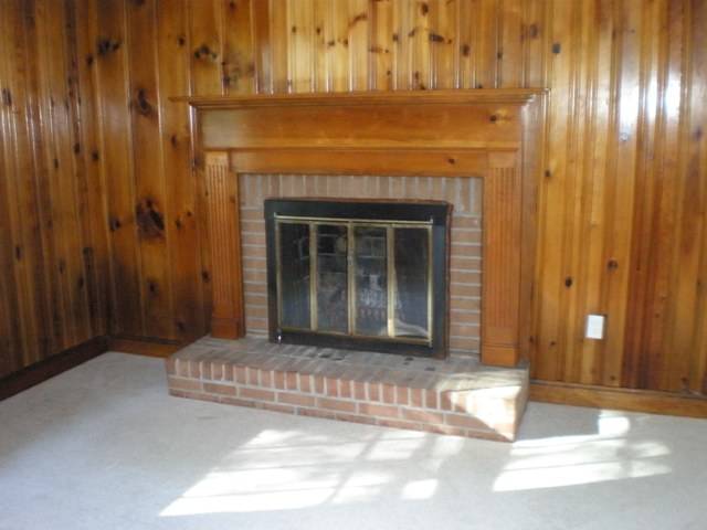 4802 Edwards Road Taylors, SC 29687 - Photo 4 of 14 Gallery Image 4