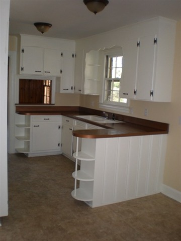 4802 Edwards Road Taylors, SC 29687 - Photo 7 of 14 Gallery Image 7