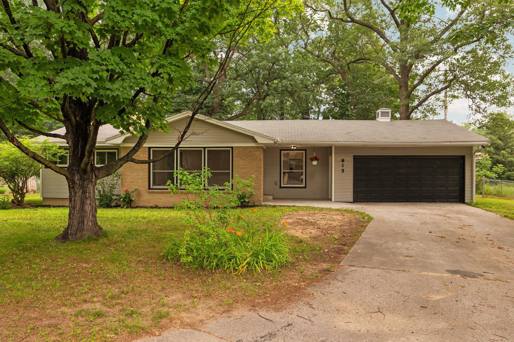 815 Westminster Road Traverse City, MI 49686 - Photo 1 of 70