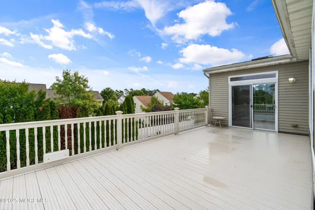 $579,999 | 8 Ridgeway Lane, Little Egg Harbor, NJ 08087