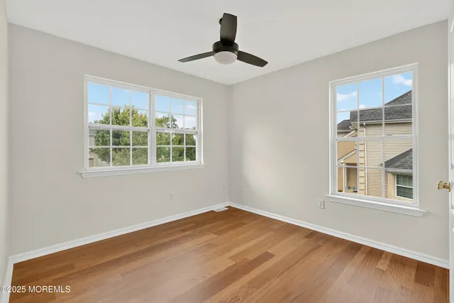 $579,999 | 8 Ridgeway Lane, Little Egg Harbor, NJ 08087