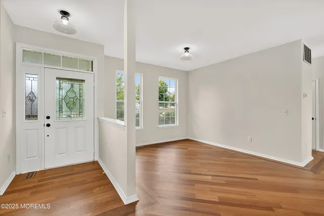 $579,999 | 8 Ridgeway Lane, Little Egg Harbor, NJ 08087