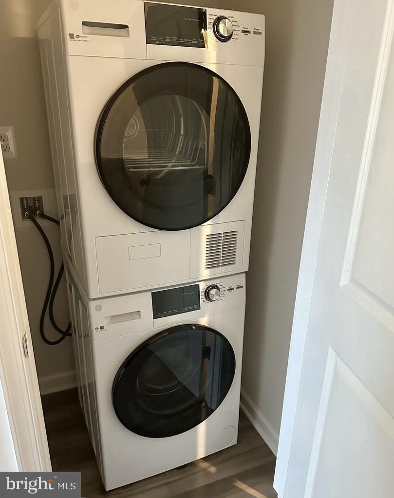 149 Swan Fld Avenue Ranson, WV 25438 - Photo 25 of 33 a utility room with dryer and washer