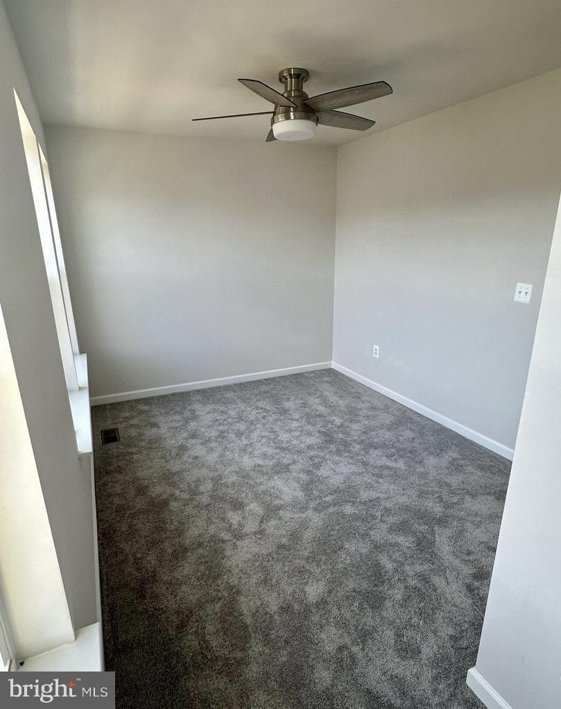 149 Swan Fld Avenue Ranson, WV 25438 - Photo 4 of 33 a view of room