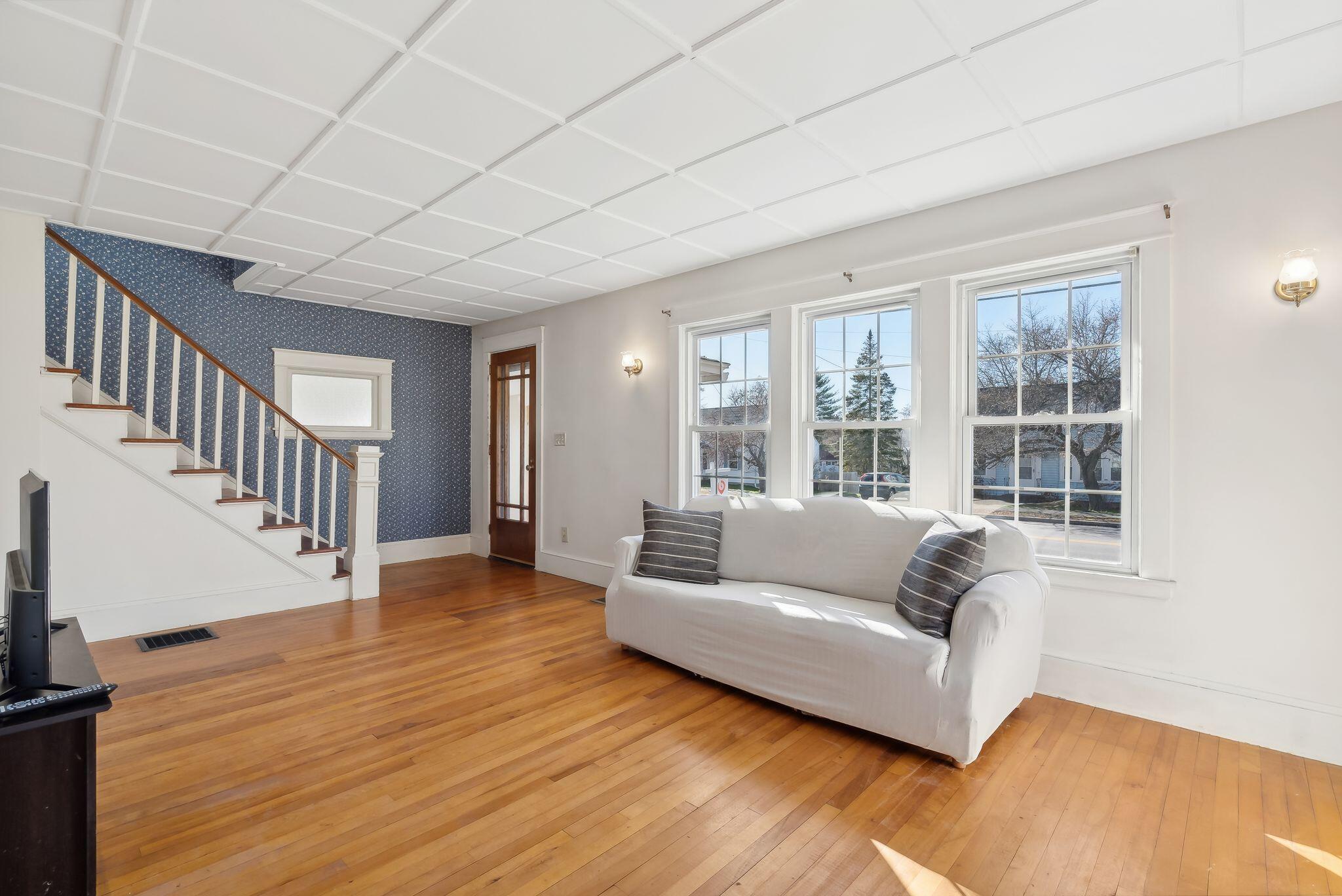357 Capisic Street Portland, ME 04102 - Photo 7 of 31 DSC09547