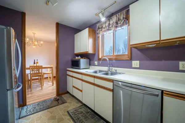 $575,000 | 450 Upper Birch Drive, Bristol, NH 03222