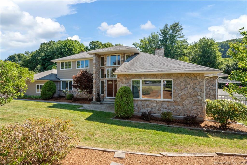 34 Hunting Ridge Drive Simsbury, CT 06070 - Photo 1 of 1 Welcome to 34 Hunting Ridge Drive, Simsbury