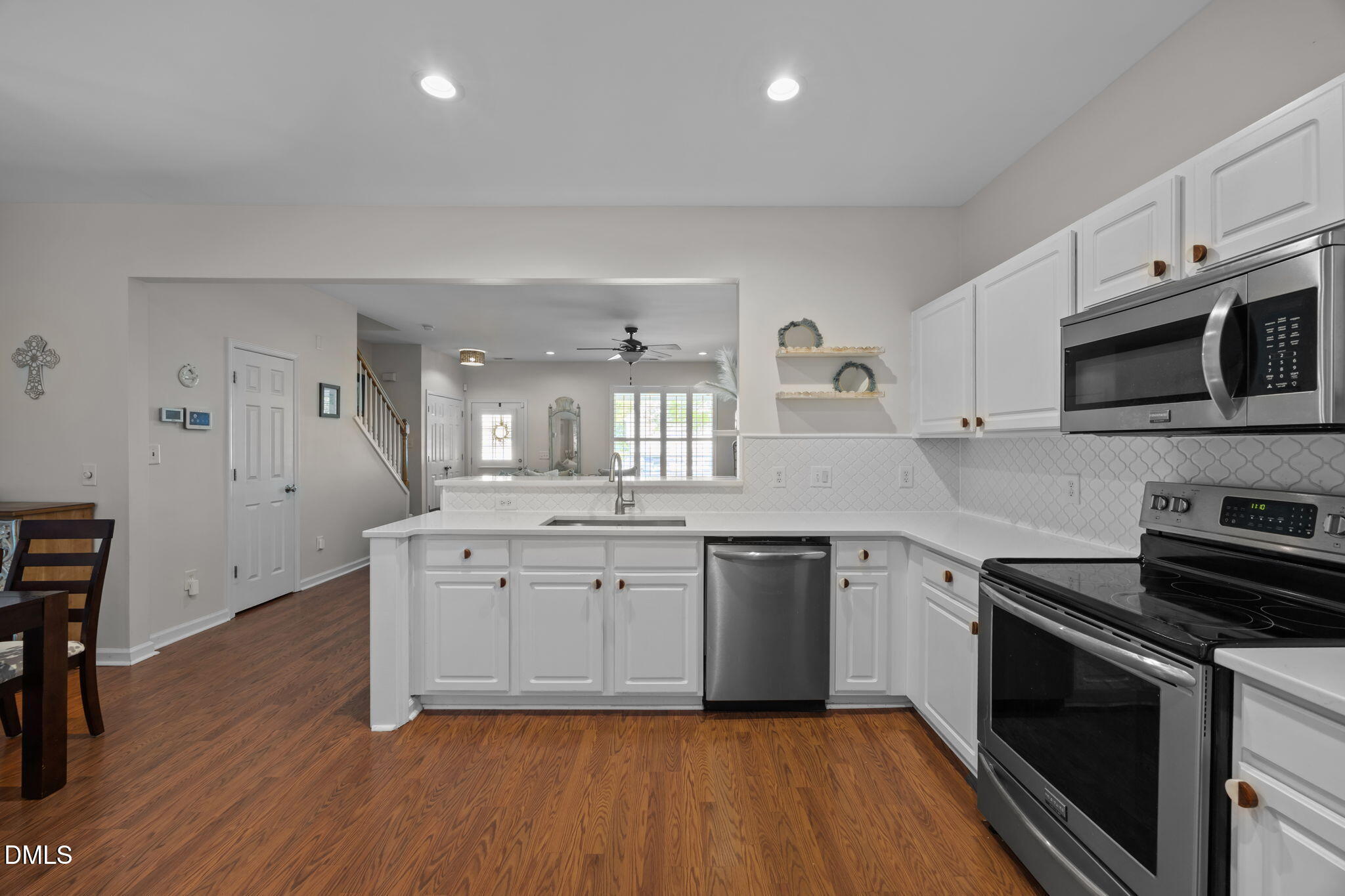 4252 Vienna Crest Drive Raleigh, NC 27613 - Photo 5 of 27 32-web-or-mls-IMG_7767