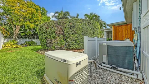 $1,199,500 | 1105 92nd Street Northwest, Bradenton, FL 34209