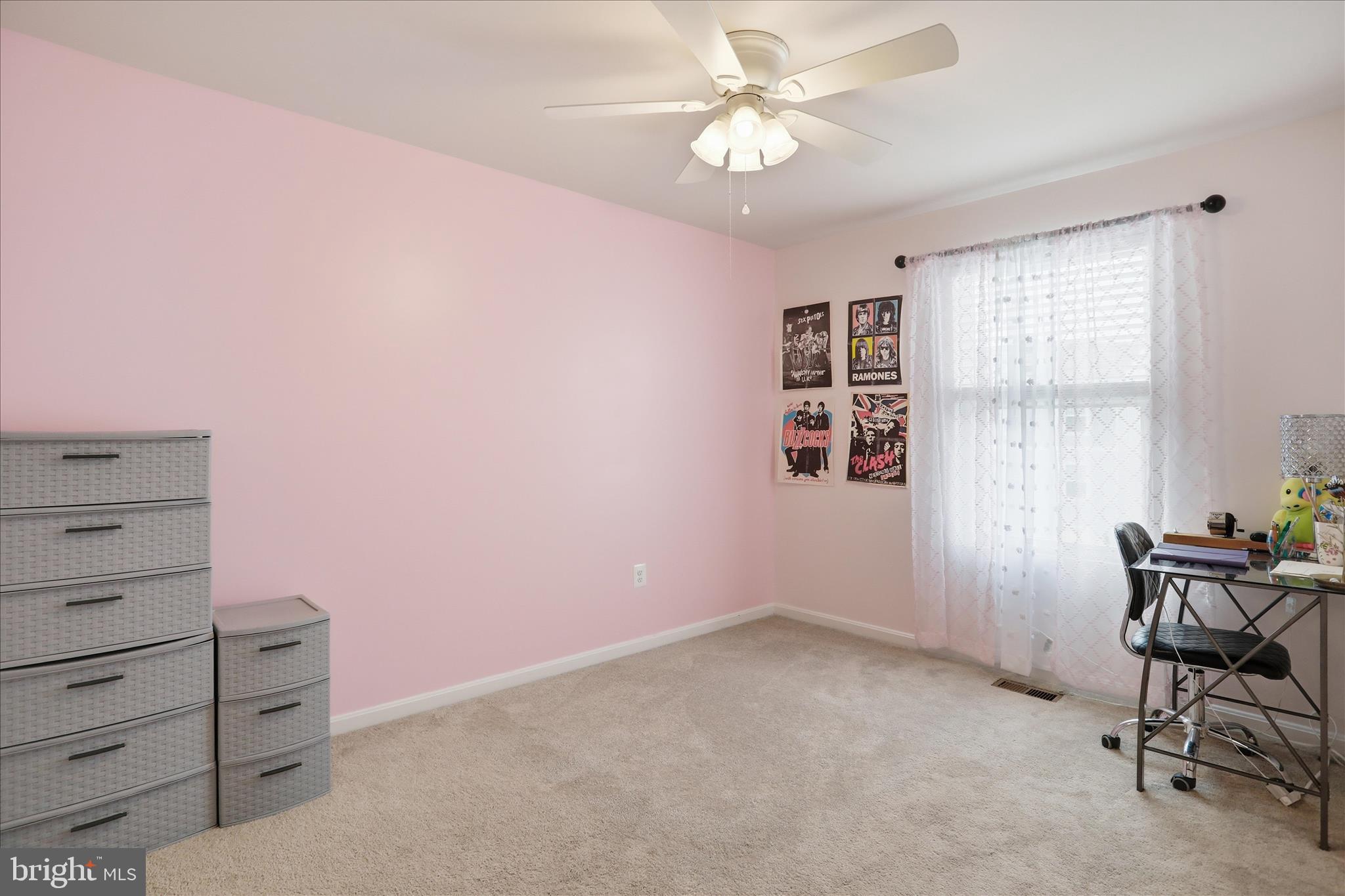 35 Thrower Road Hedgesville, WV 25427 - Photo 26 of 36 Bedroom #3