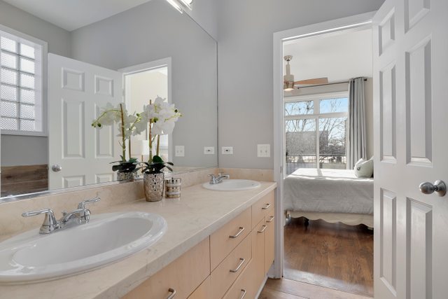 2127 West Rice Street, Unit 2W Chicago, IL 60622 - Photo 14 of 19