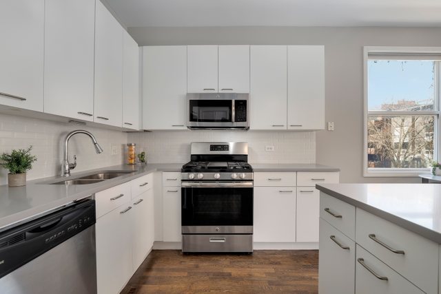 2127 West Rice Street, Unit 2W Chicago, IL 60622 - Photo 8 of 19