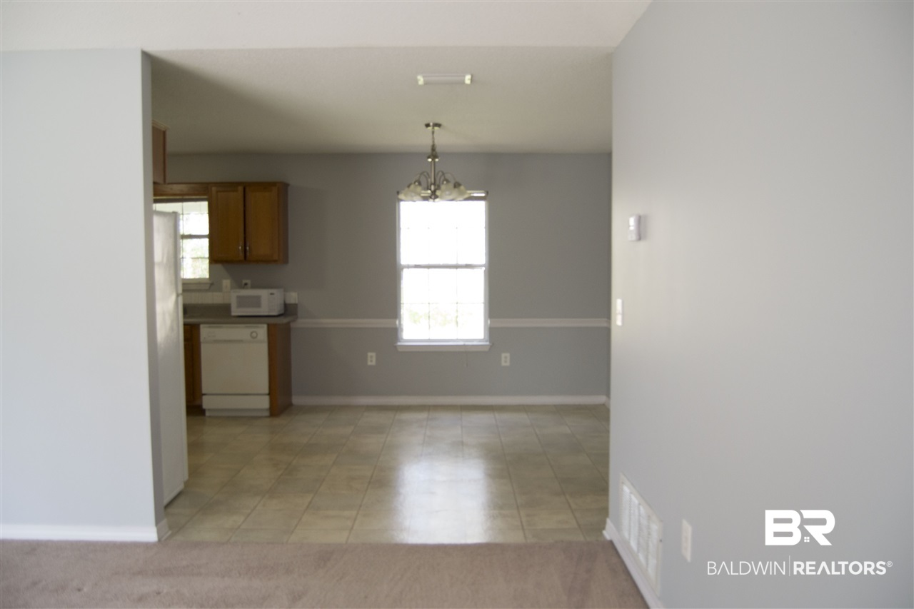 411 Hamilton Boulevard Foley, AL 36535 - Photo 11 of 34