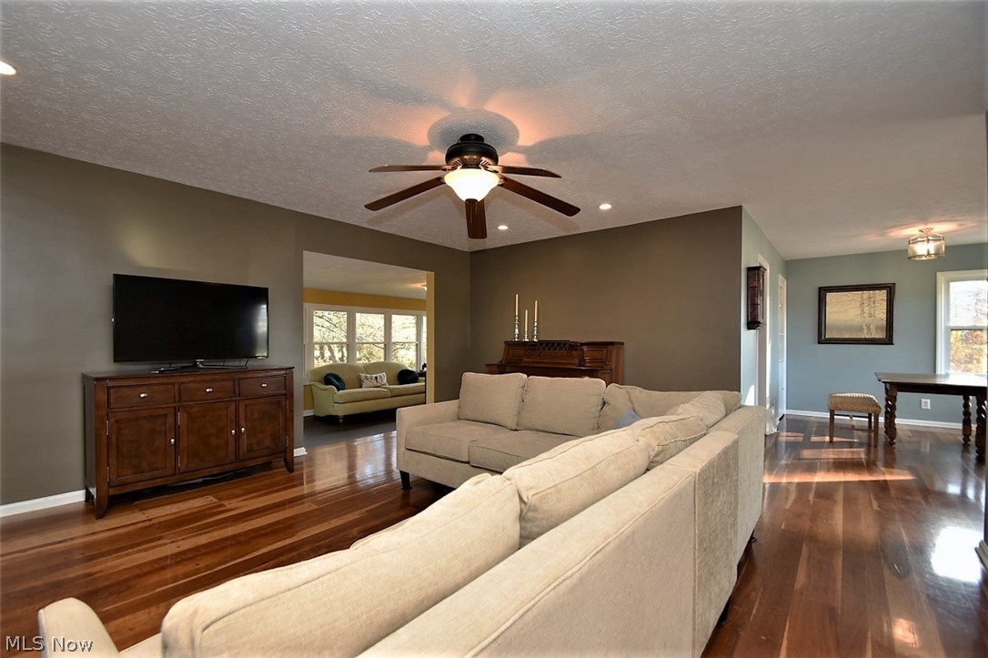 5245 Harper Road Solon, OH 44139 - Photo 8 of 31 Gallery Image 8