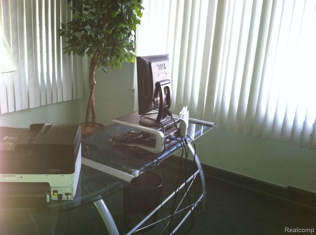 4364 Audubon Road Detroit, MI 48224 - Photo 7 of 12 AUDUBON OFFICE.jpg