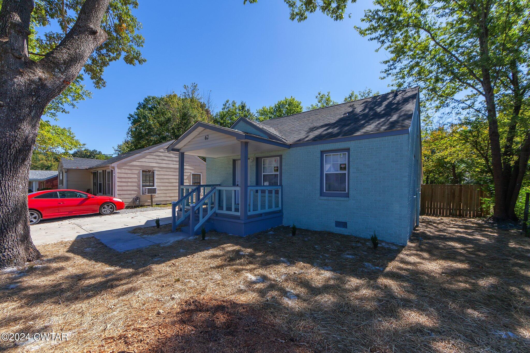 62 Everett Street Jackson, TN 38301 - Photo 3 of 28 a view of backyard of house