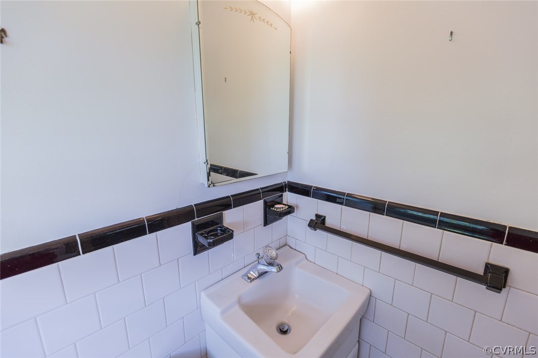 5401 Windingbrook Road Richmond, VA 23230 - Photo 24 of 45 Gallery Image 24