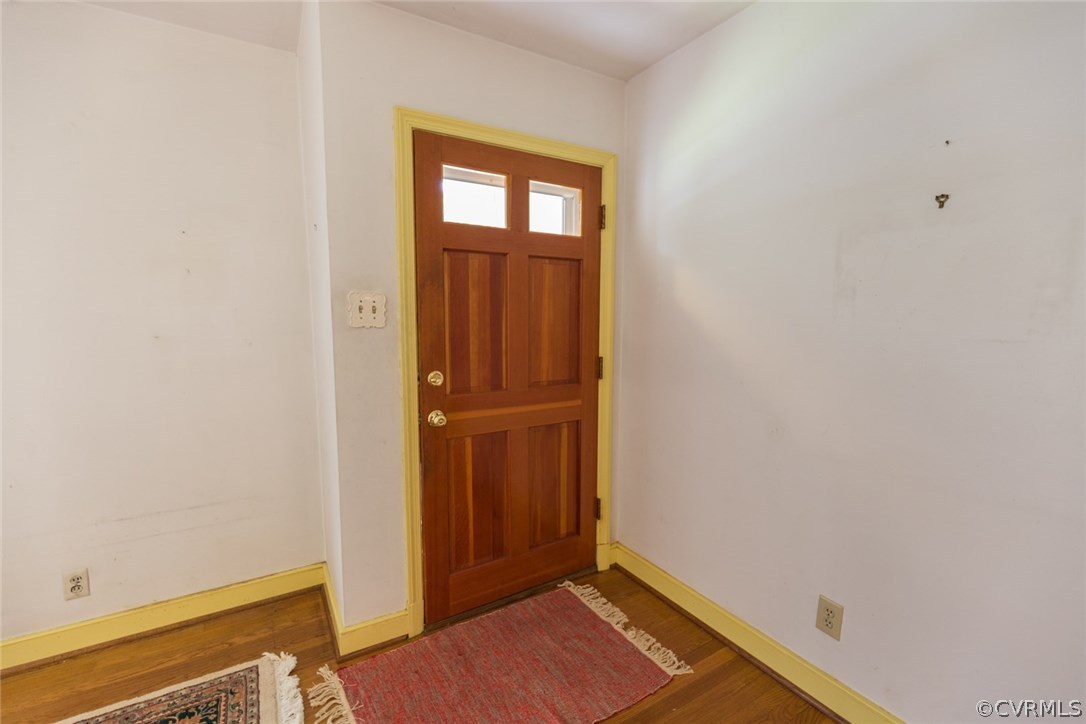 5401 Windingbrook Road Richmond, VA 23230 - Photo 5 of 45 Gallery Image 5