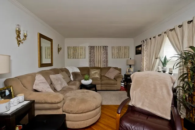 $334,900 | 320 Oakland Street, Springfield, MA 01108