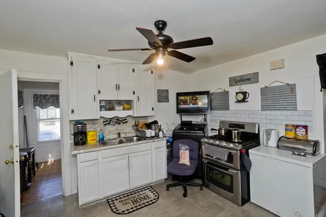 $334,900 | 320 Oakland Street, Springfield, MA 01108