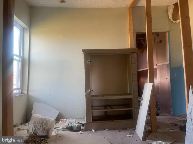 $10,000 | 1821 Wilhelm Street, Baltimore, MD 21223