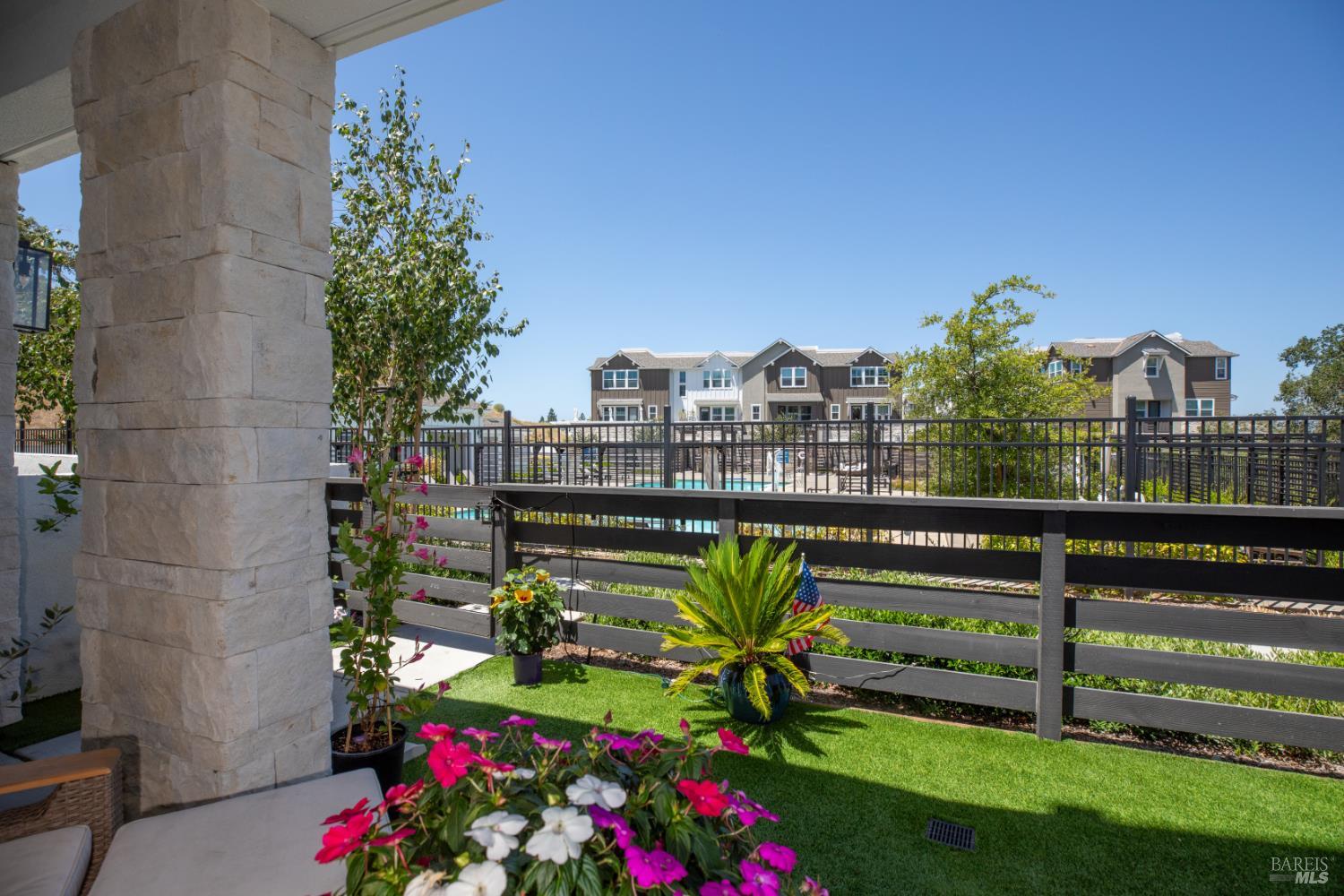 409 Semillon Lane Santa Rosa, CA 95403 - Photo 7 of 85 Gallery Image 7