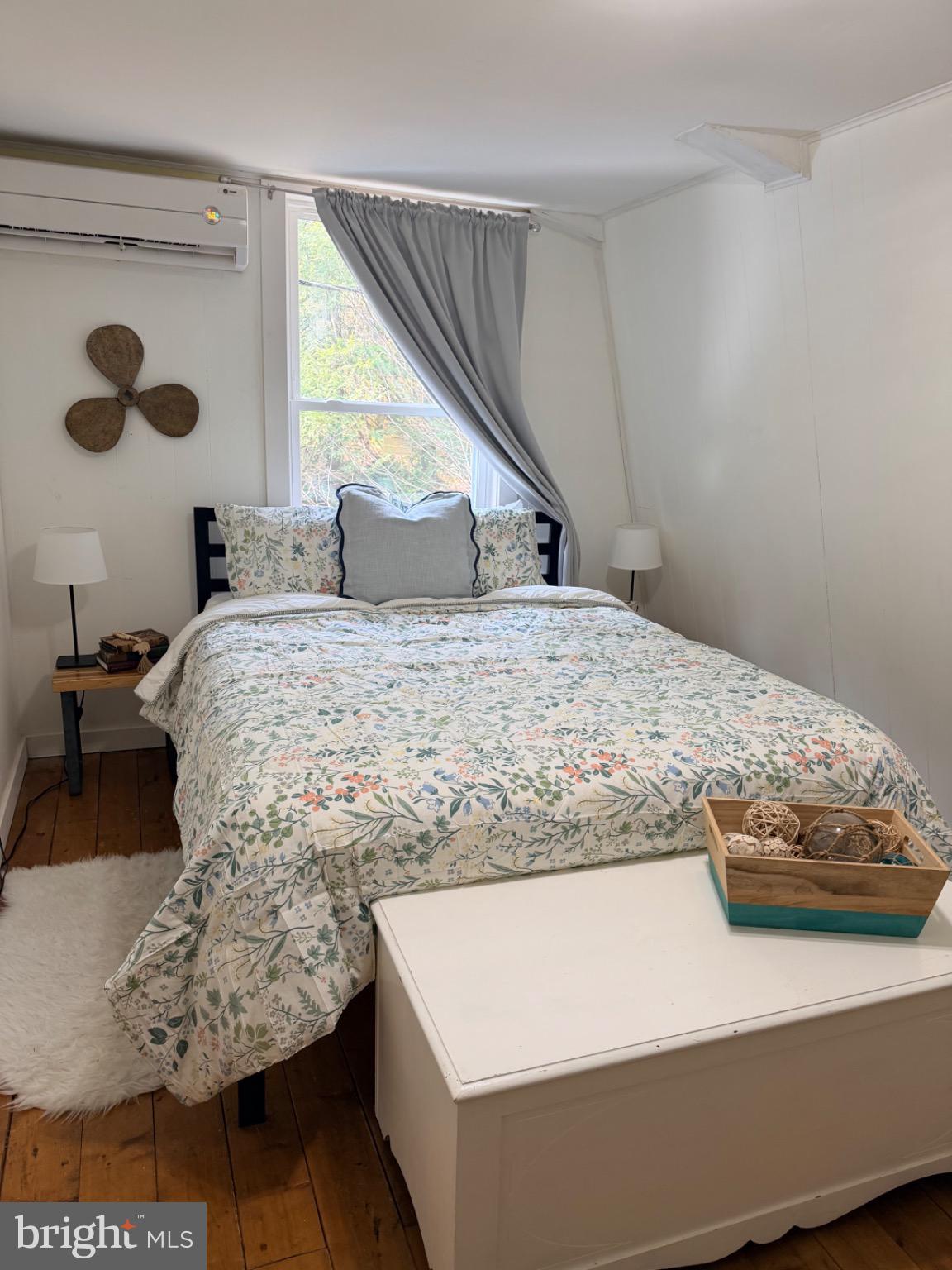 2678 Mayhew Inn Road Oakland, MD 21550 - Photo 32 of 33 Cozy retreat with natural light and charm.