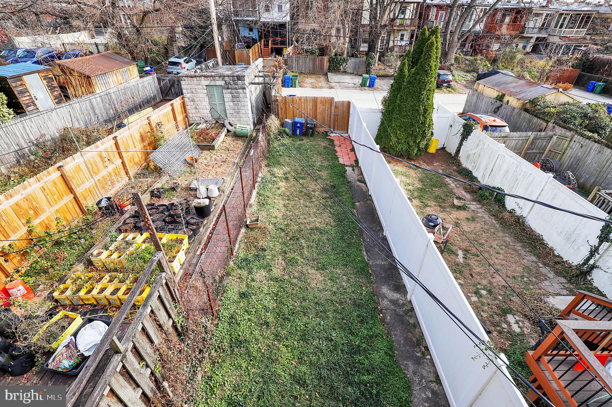 2511 North Calvert Street Baltimore, MD 21218 - Photo 33 of 37 a view of an outdoor space
