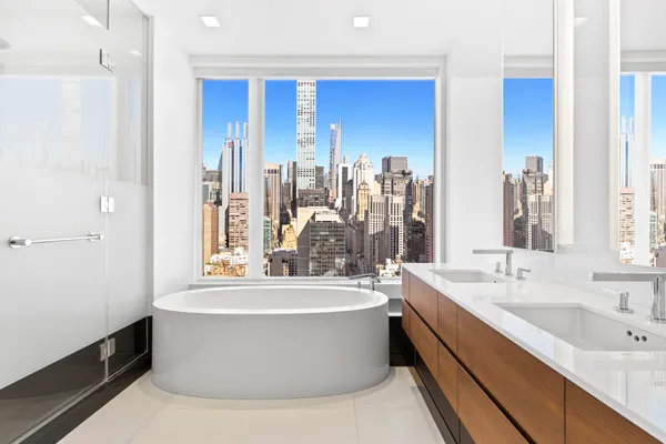 $34,995 | 252 East 57th Street, Unit 54A | Midtown East