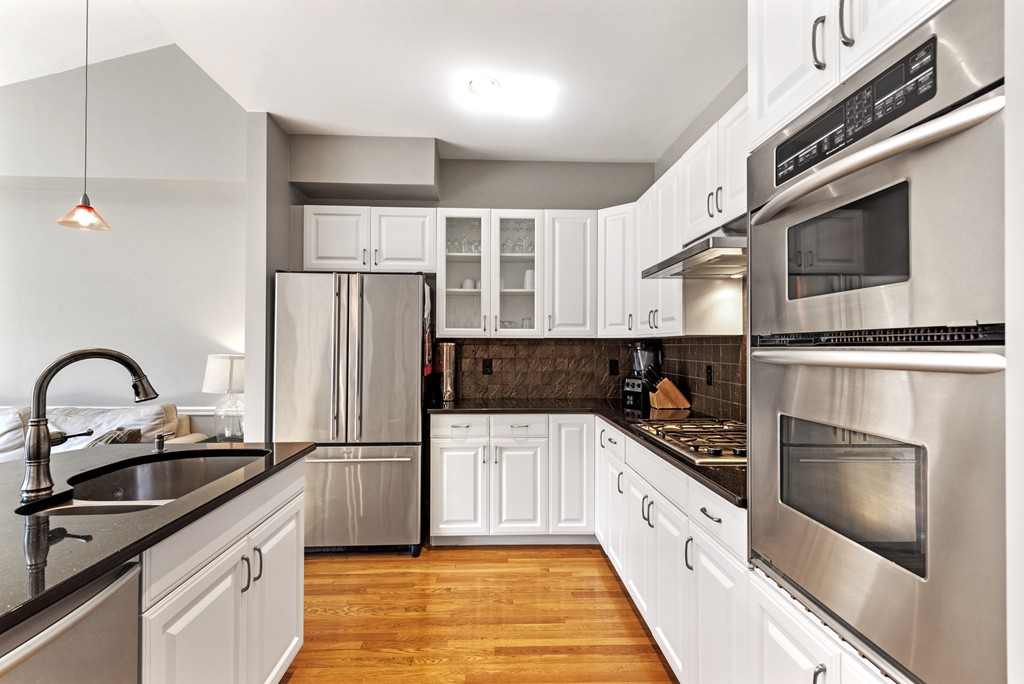 45 Chelsea Street, Unit 45 Boston, MA 02129 - Photo 14 of 42 Gallery Image 14