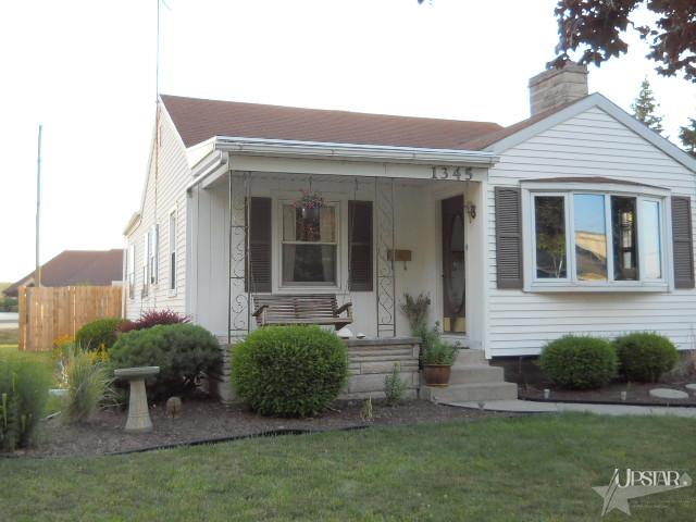 1345 Master Drive Decatur, IN 46733 - Photo 1 of 16