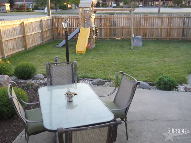 1345 Master Drive Decatur, IN 46733 - Photo 14 of 16