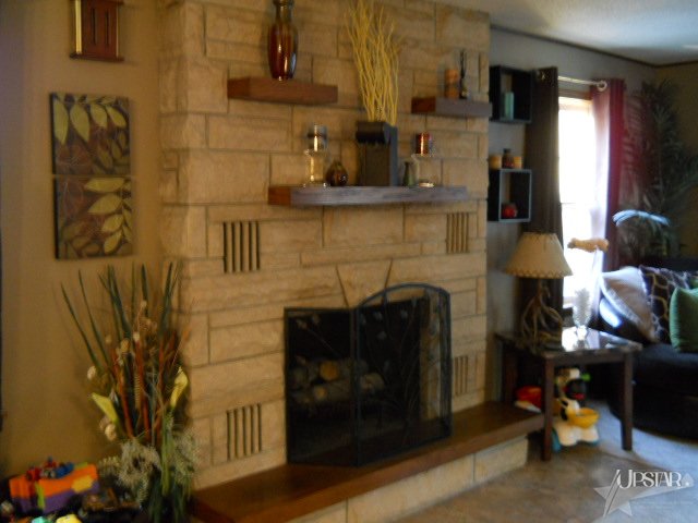 1345 Master Drive Decatur, IN 46733 - Photo 3 of 16