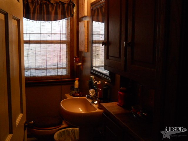 1345 Master Drive Decatur, IN 46733 - Photo 5 of 16