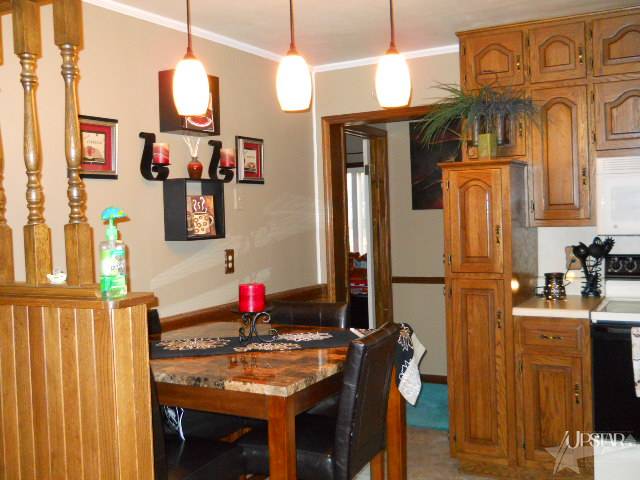1345 Master Drive Decatur, IN 46733 - Photo 8 of 16