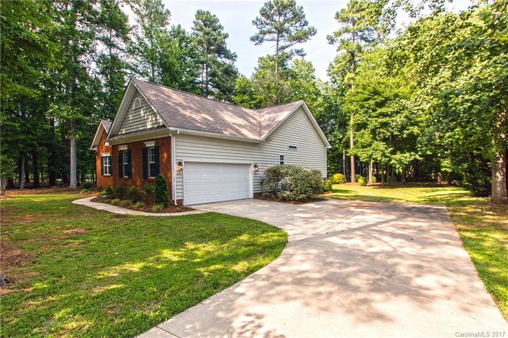 256 Robinson Road, Unit 31 Mooresville, NC 28117 - Photo 17 of 21 Gallery Image 17
