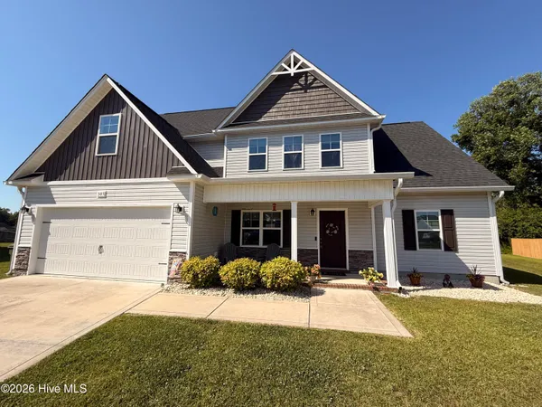 $2,250 | 305 Agatha Court, Jacksonville, NC 28540
