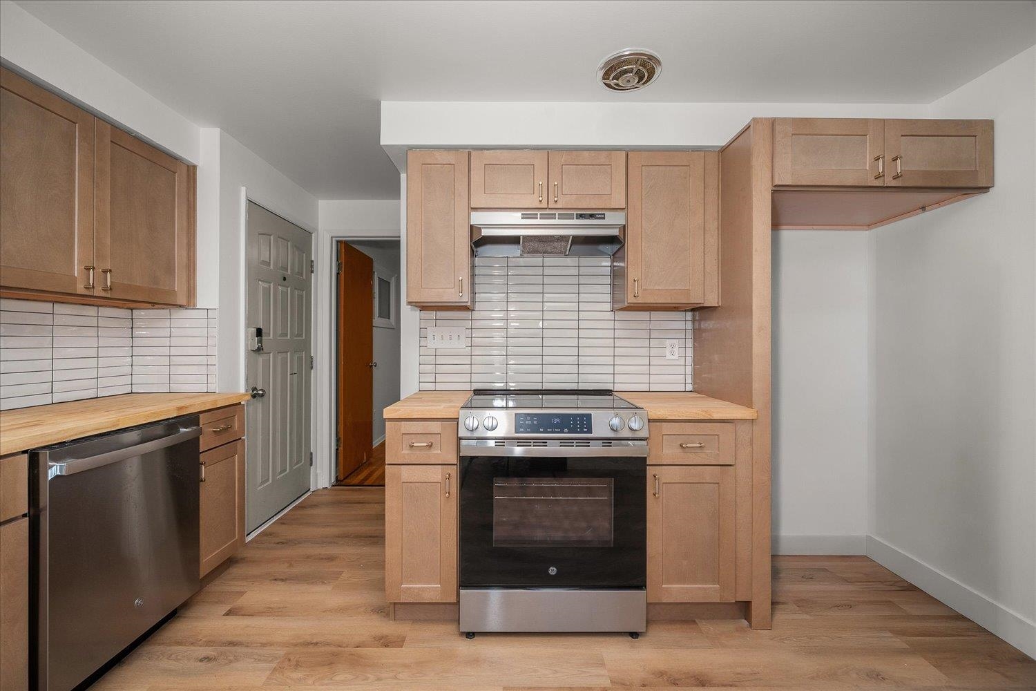 1503 West Glass Avenue Spokane, WA 99205 - Photo 14 of 41