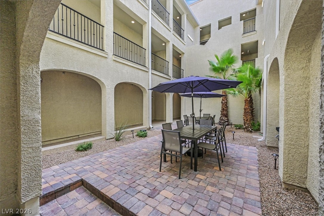 2555 Hampton Road, Unit 11203 Henderson, NV 89052 - Photo 27 of 50 Courtyard