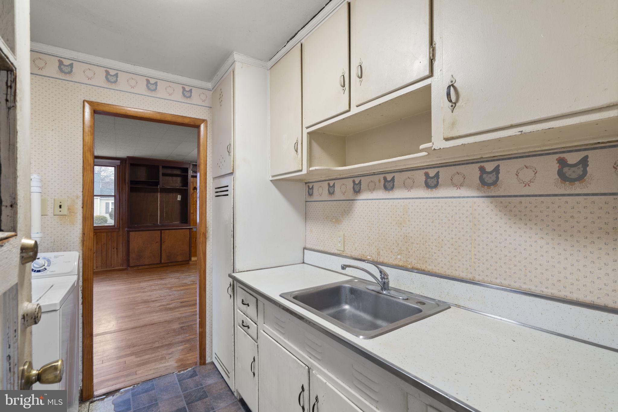 9910 Lorain Avenue Silver Spring, MD 20901 - Photo 13 of 28