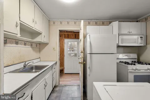 $300,000 | 9910 Lorain Avenue, Silver Spring, MD 20901